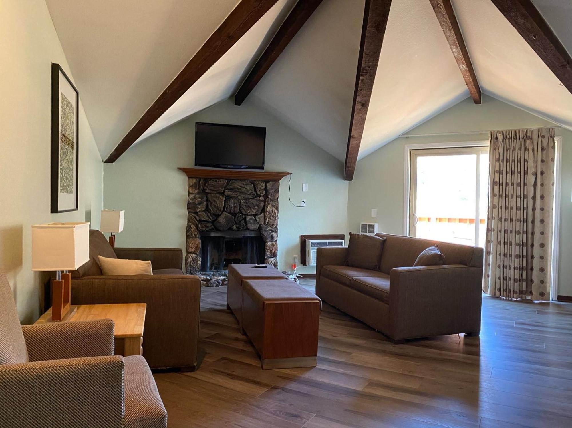 Отель The Retreat On Charleston Peak Mount Charleston Экстерьер фото